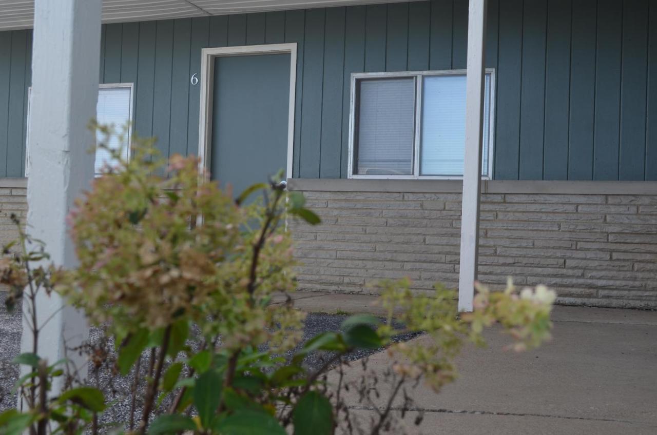 The Cedar Motel Sandusky Εξωτερικό φωτογραφία