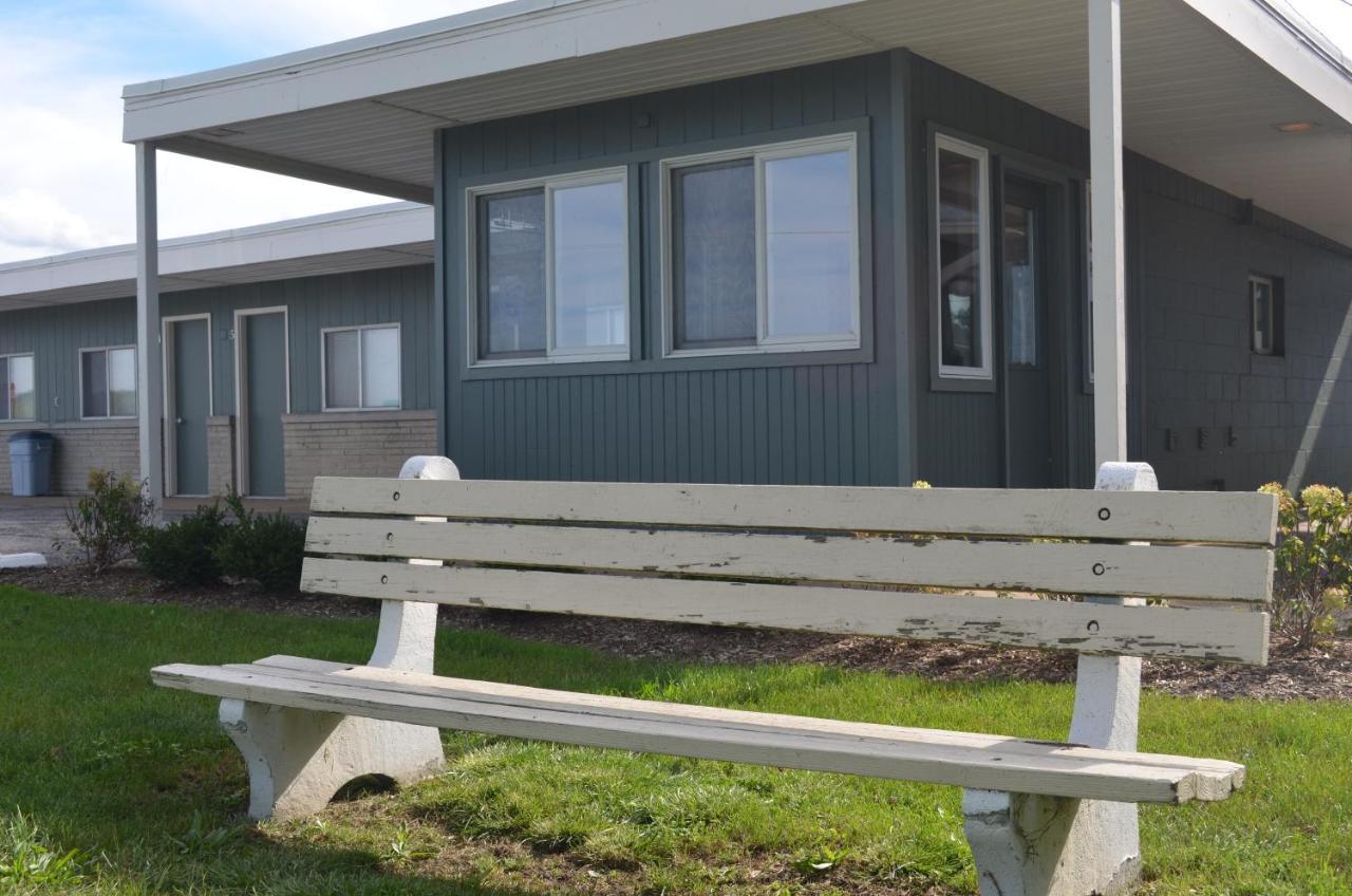 The Cedar Motel Sandusky Εξωτερικό φωτογραφία