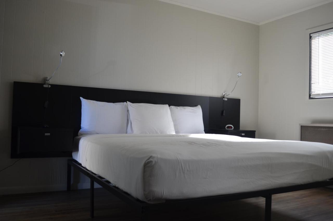 The Cedar Motel Sandusky Εξωτερικό φωτογραφία