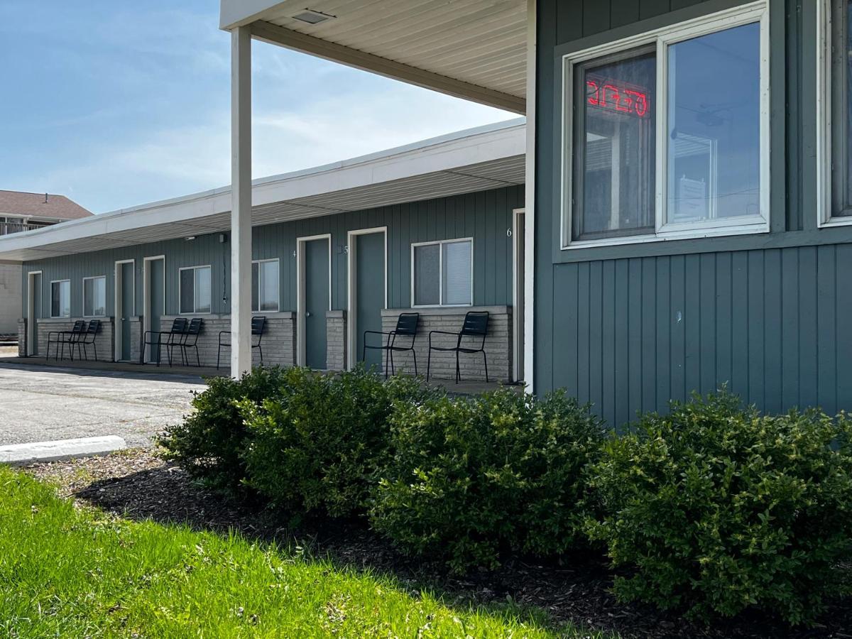 The Cedar Motel Sandusky Εξωτερικό φωτογραφία