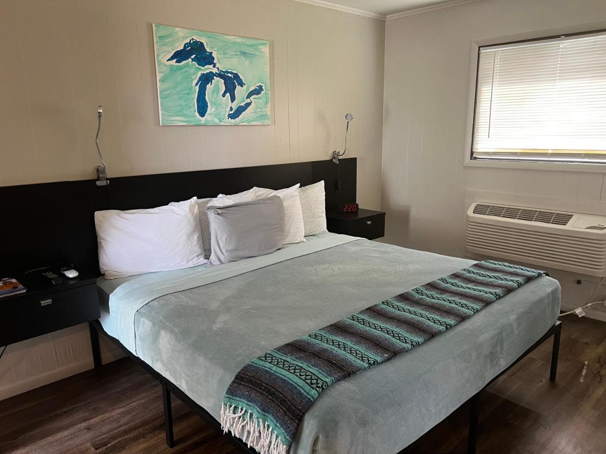 The Cedar Motel Sandusky Εξωτερικό φωτογραφία