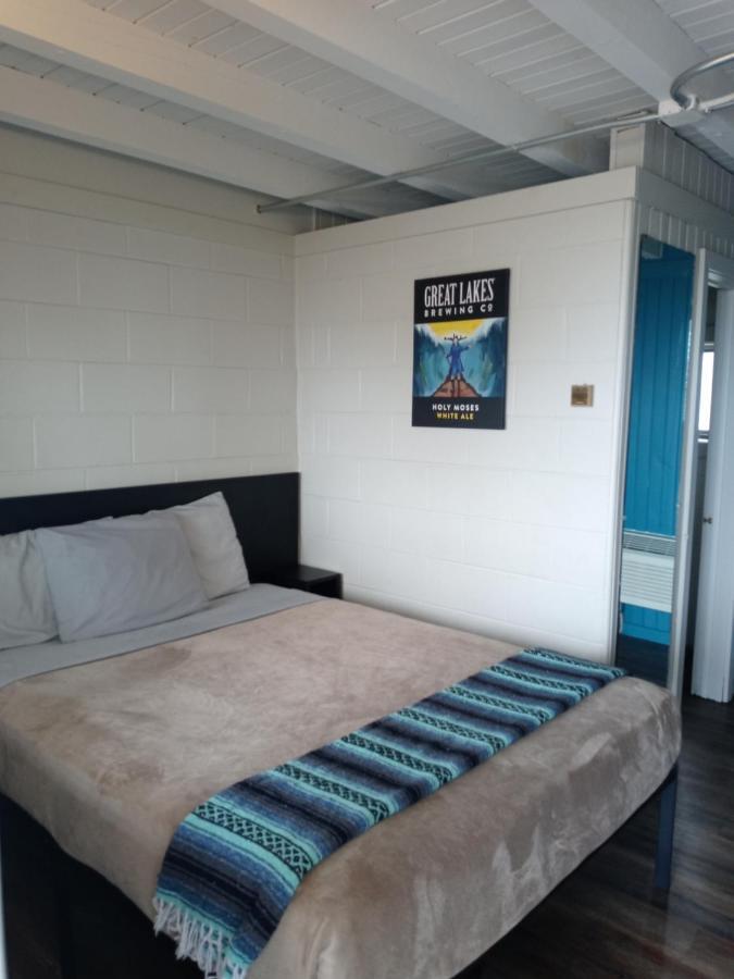 The Cedar Motel Sandusky Εξωτερικό φωτογραφία