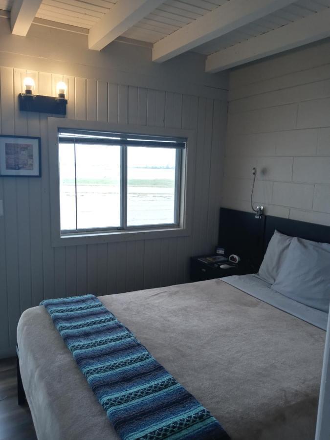 The Cedar Motel Sandusky Εξωτερικό φωτογραφία