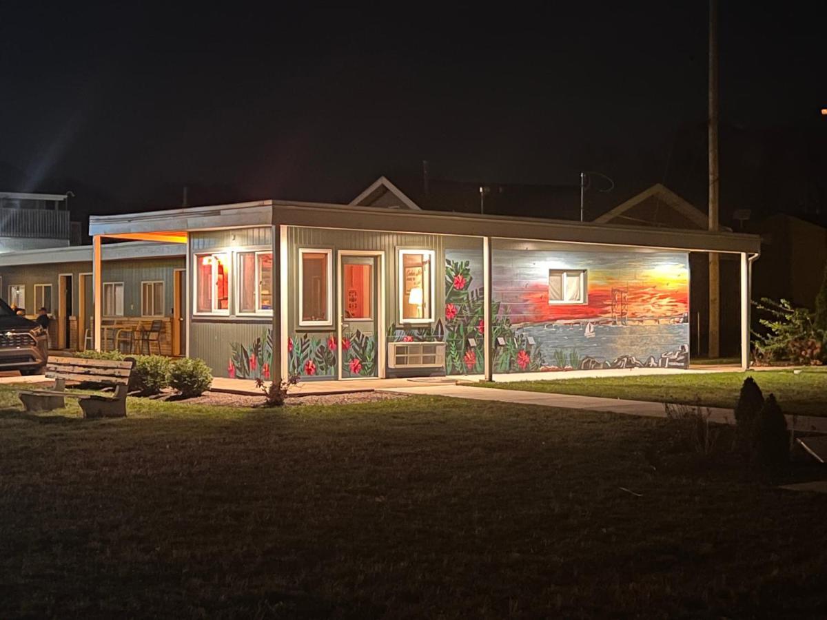 The Cedar Motel Sandusky Εξωτερικό φωτογραφία